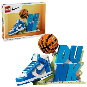 LEGO® (43008) Nike Dunk x LEGO® Set
